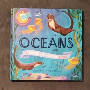 Oceans Shine-a-Light Book Kane Miller Book